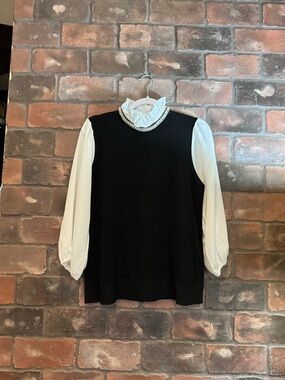 Cable & Gauge Black Knit Shell with White Bishop Sleeves and Pearl Collar